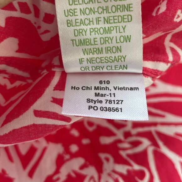 Lily Pulitzer Resort Fit Long Sleeve Buttoned Down Shirt. Pink & White Size XS - Picture 13 of 13